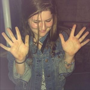 Meet your Posher, Katelyn